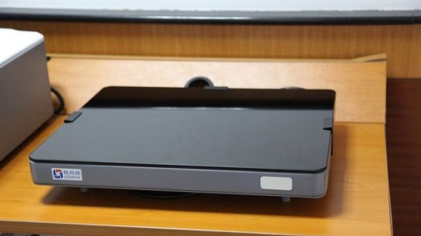 玻璃陶瓷實(shí)驗(yàn)電熱板