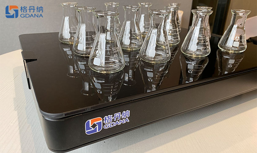 實(shí)驗(yàn)電熱板