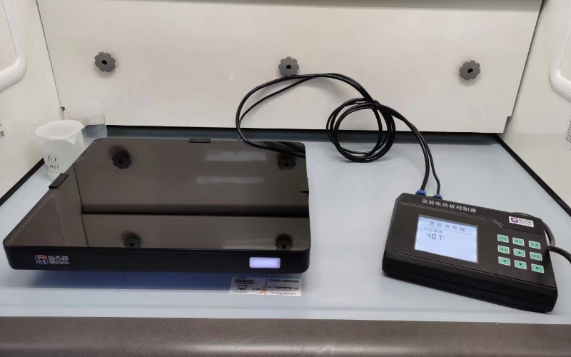 實(shí)驗(yàn)電熱板